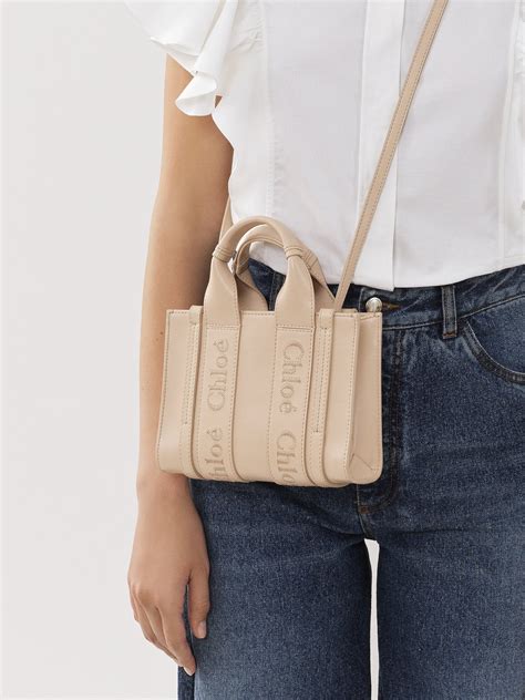 chloe mini woody tote review|chloe woody tote size comparison.